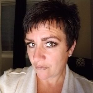 Meet your Posher, Cathy
